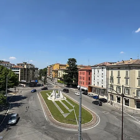 Monolocale Per 2 Nel Centro Di - Aurea ! * بارما