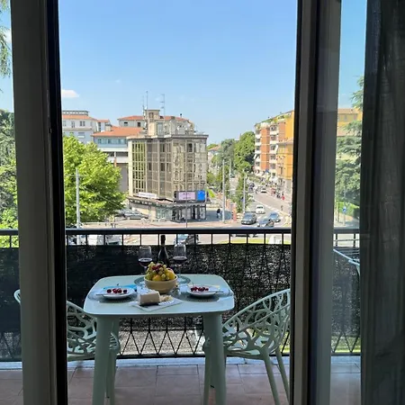 Monolocale Per 2 Nel Centro Di - Aurea ! Apartamento