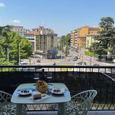 Accogliente Monolocale Per 2 Nel Centro Di - Aurea ! *