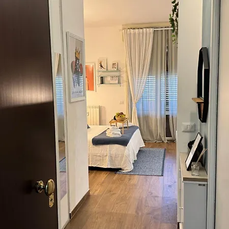 Monolocale Per 2 Nel Centro Di - Aurea ! Apartamento *