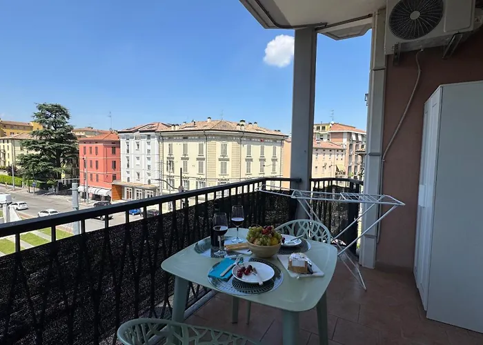 Monolocale Per 2 Nel Centro Di - Aurea ! *